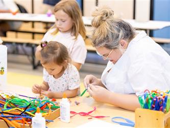 children making crafts