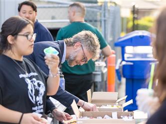 students getting snacks 